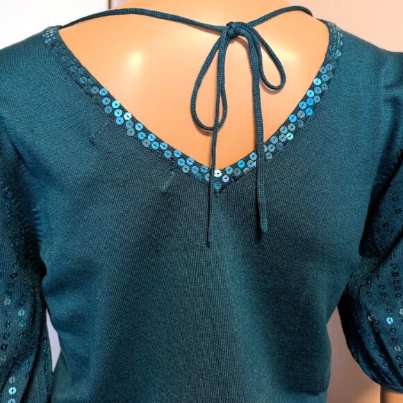 NWOT Laura Petite Sweater Top with Sequin Accents and Puff Sleeves - Picture 4 of 7